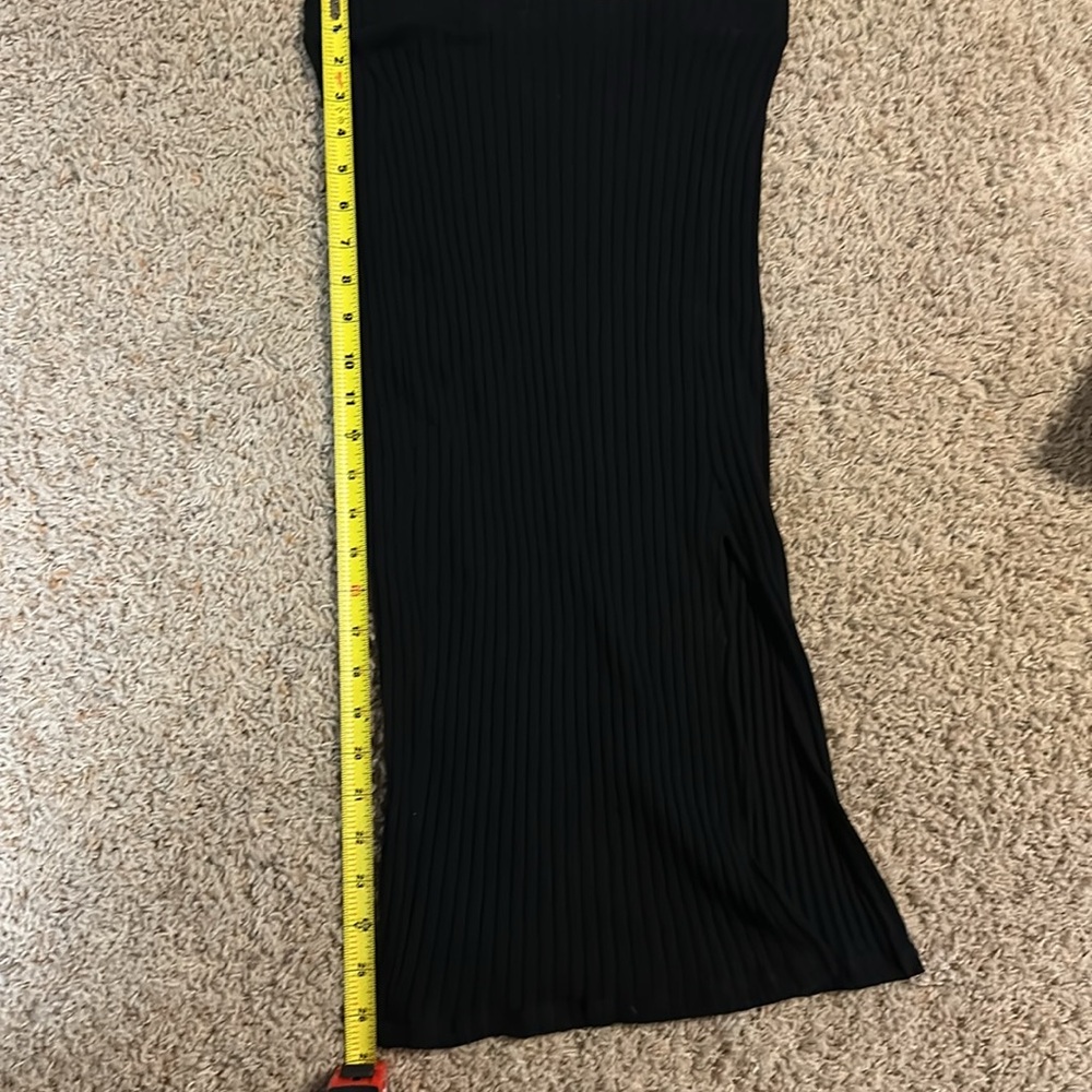 Black Ribbed Two-Piece Set - Picture 2 of 4